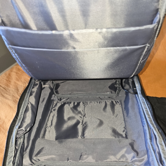 MONOLITH Backpack - Picture 10 of 12